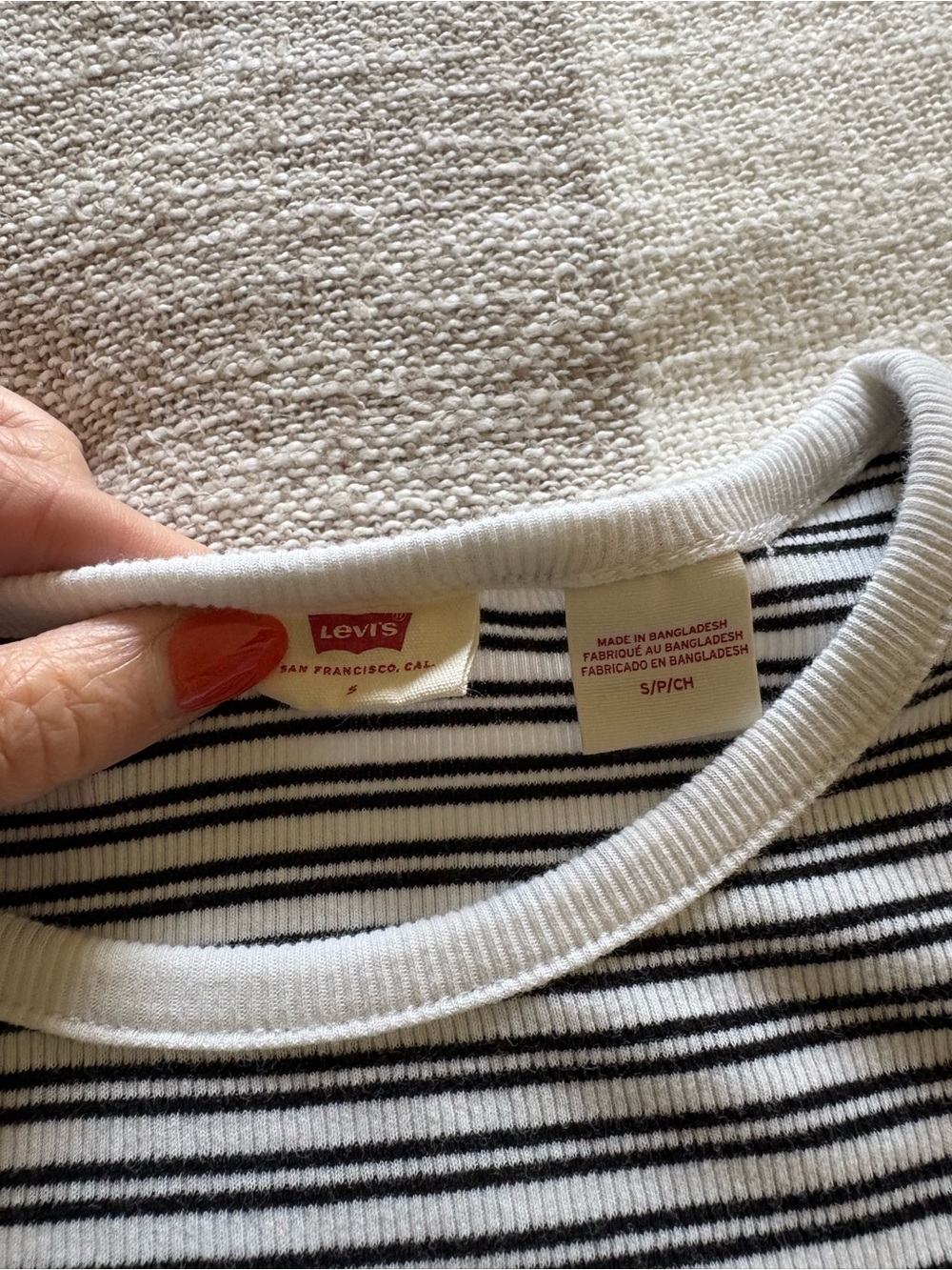 Levi’s Hayes Tee - Picture 4 of 6